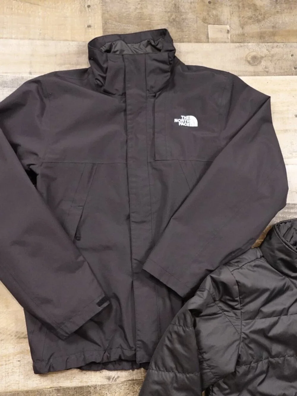 The North Face DryVent Triclimate 3-in-1 Jacket Men’s Small Black Waterproof